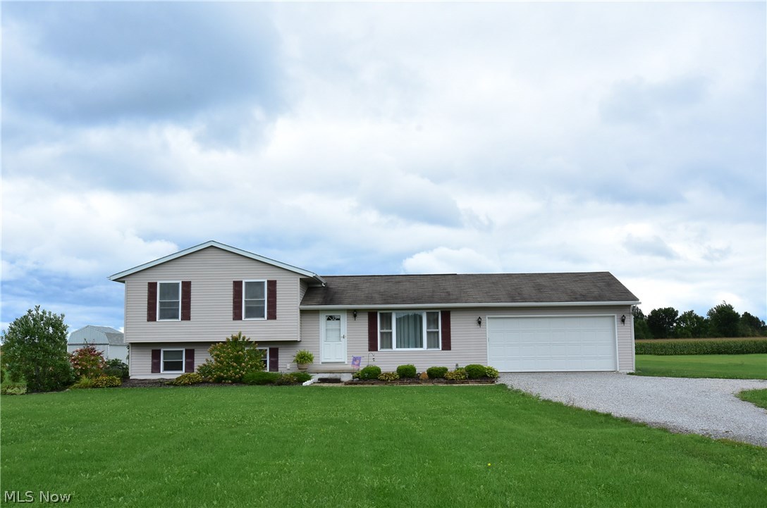 13737 Quarry Road Oberlin, OH 44074 - Photo 1 of 35 Gallery Image 1