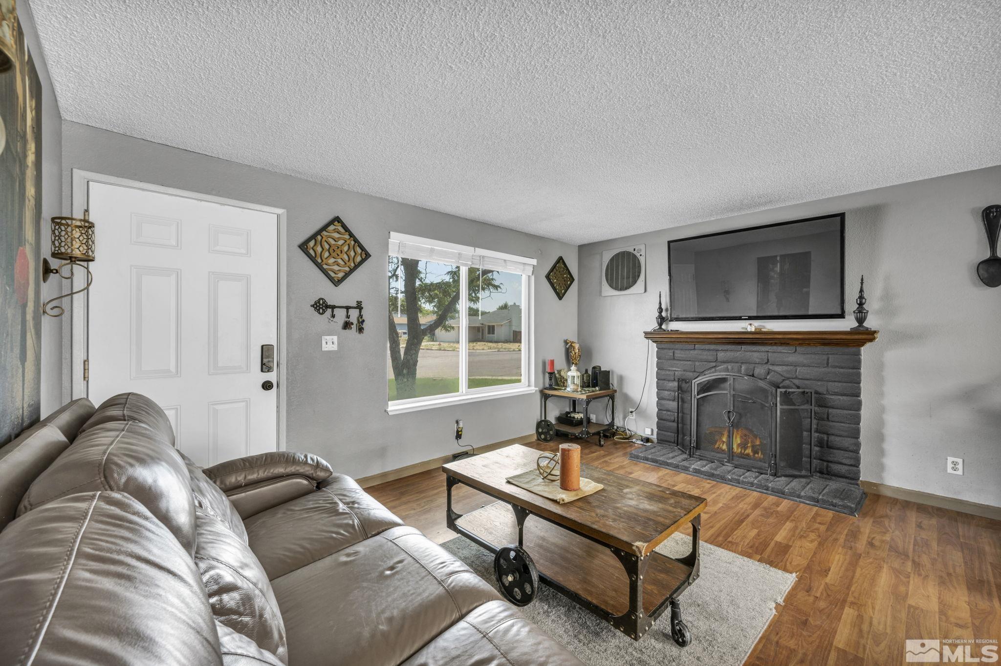 13005 Kernite Street Reno, NV 89506 - Photo 7 of 27 Photo 7