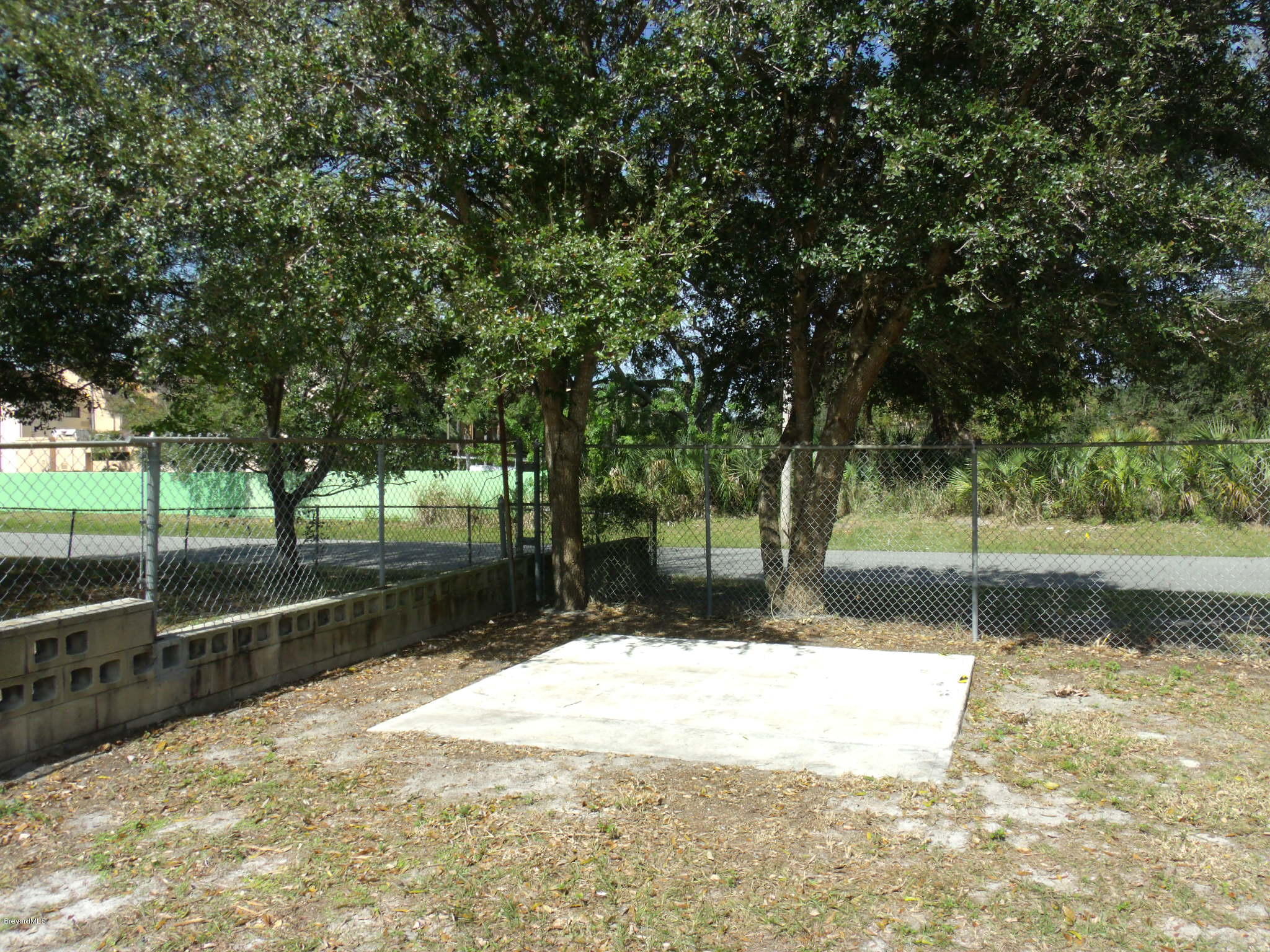 109 St George Road West Melbourne, FL 32904 - Photo 17 of 18 Side yard patio slab