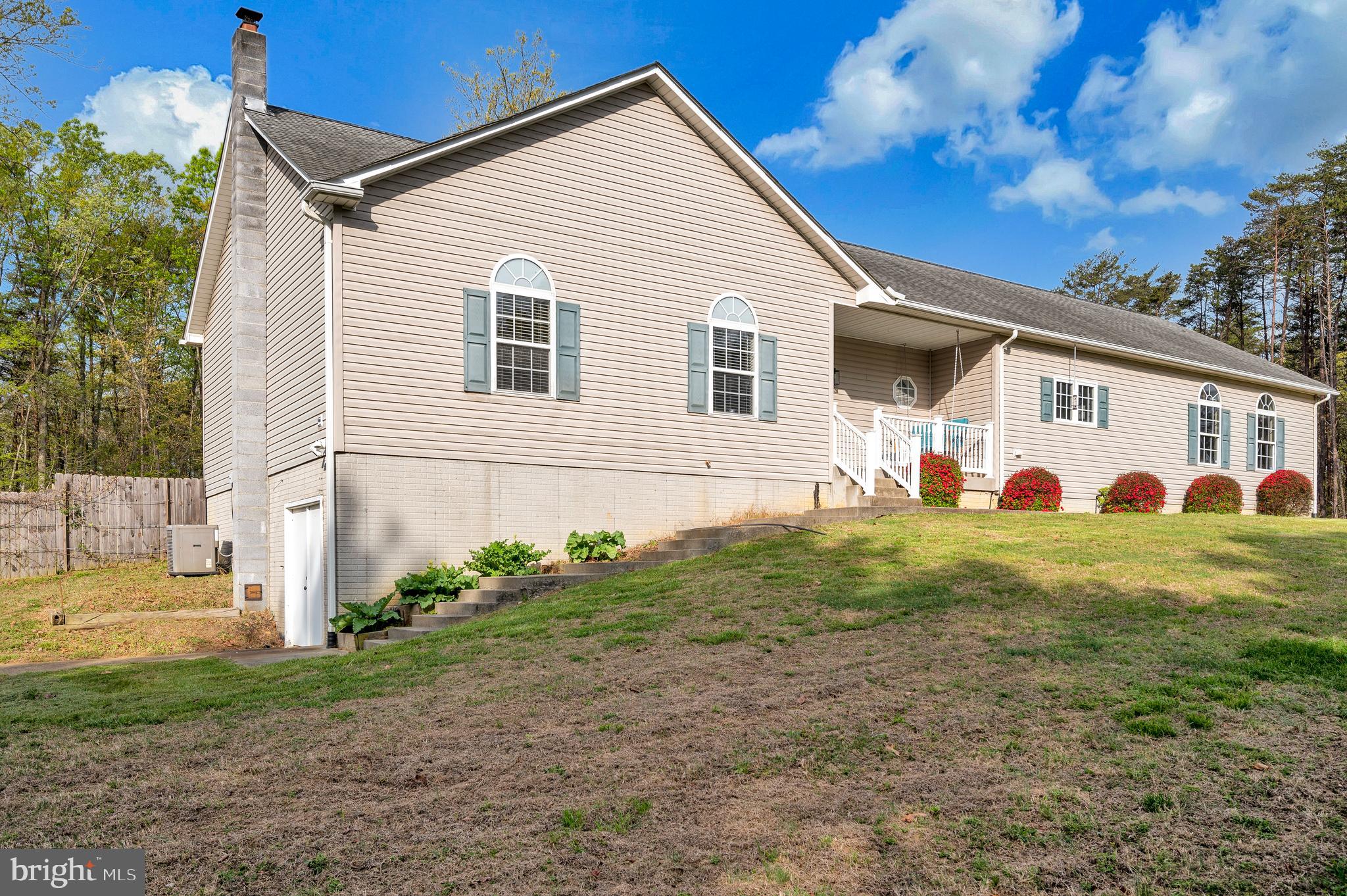 11326 Wheeler Road Spotsylvania, VA 22551 - Photo 3 of 56