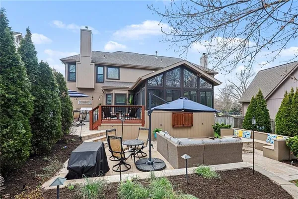 $735,000 | 5420 West 132nd Terrace, Overland Park, KS 66209