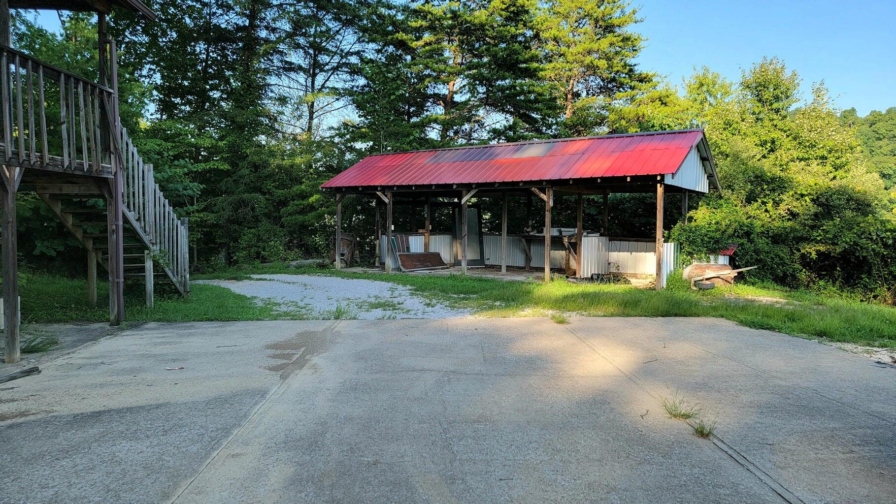 205 Sycamore Ridge Road Manchester, KY 40962 - Photo 8 of 23 Sycamore Ridge 5