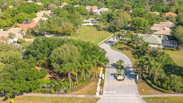 $6,500 | 6909 Lennox Place, Bradenton, FL 34201