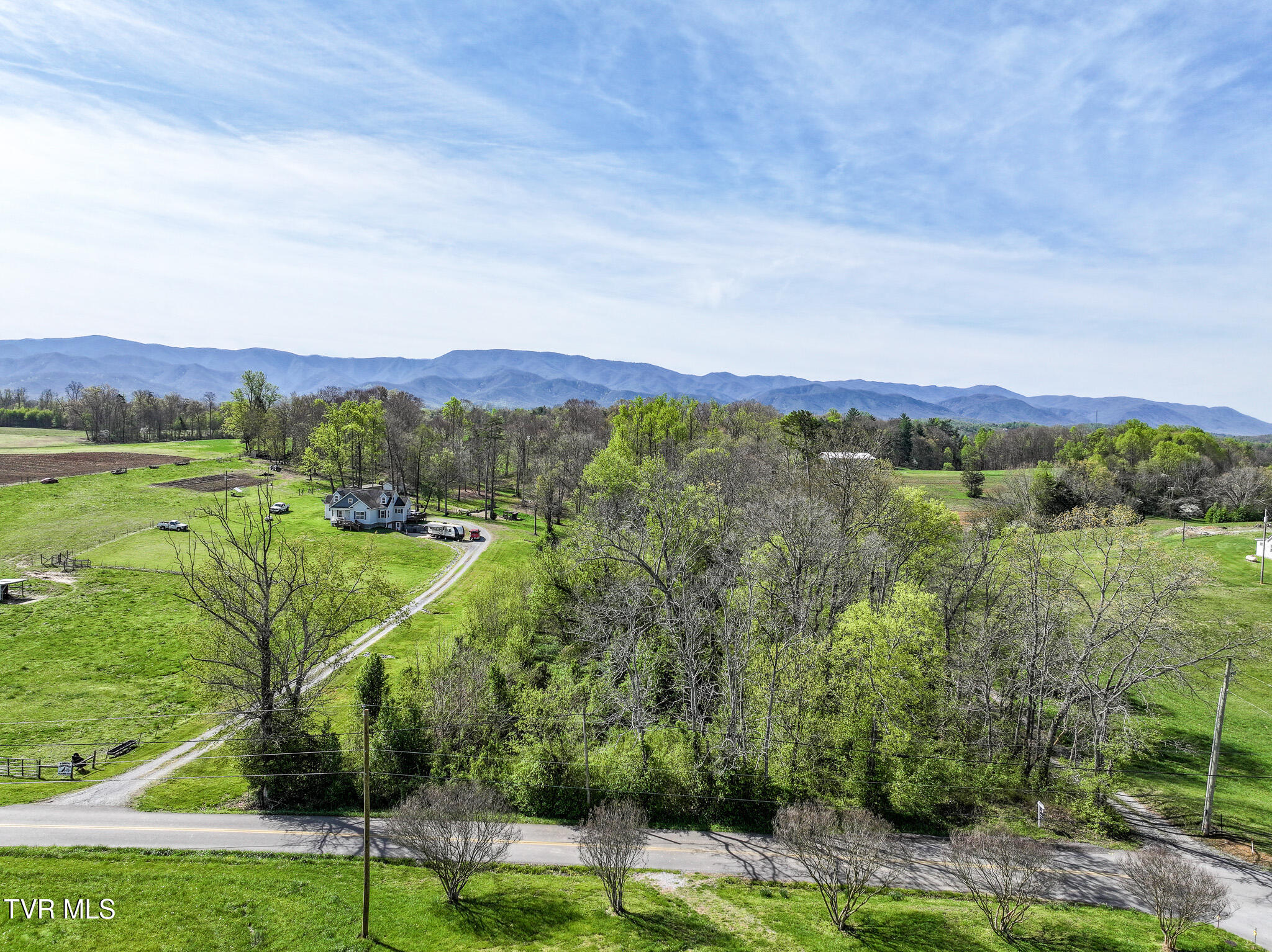 190 Treadway Road Chuckey, TN 37641 - Photo 15 of 34 DJI_20260406094451_0410_D