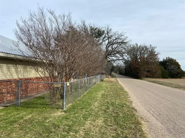 $194,900 | 104 County Road 1296, Morgan, TX 76671