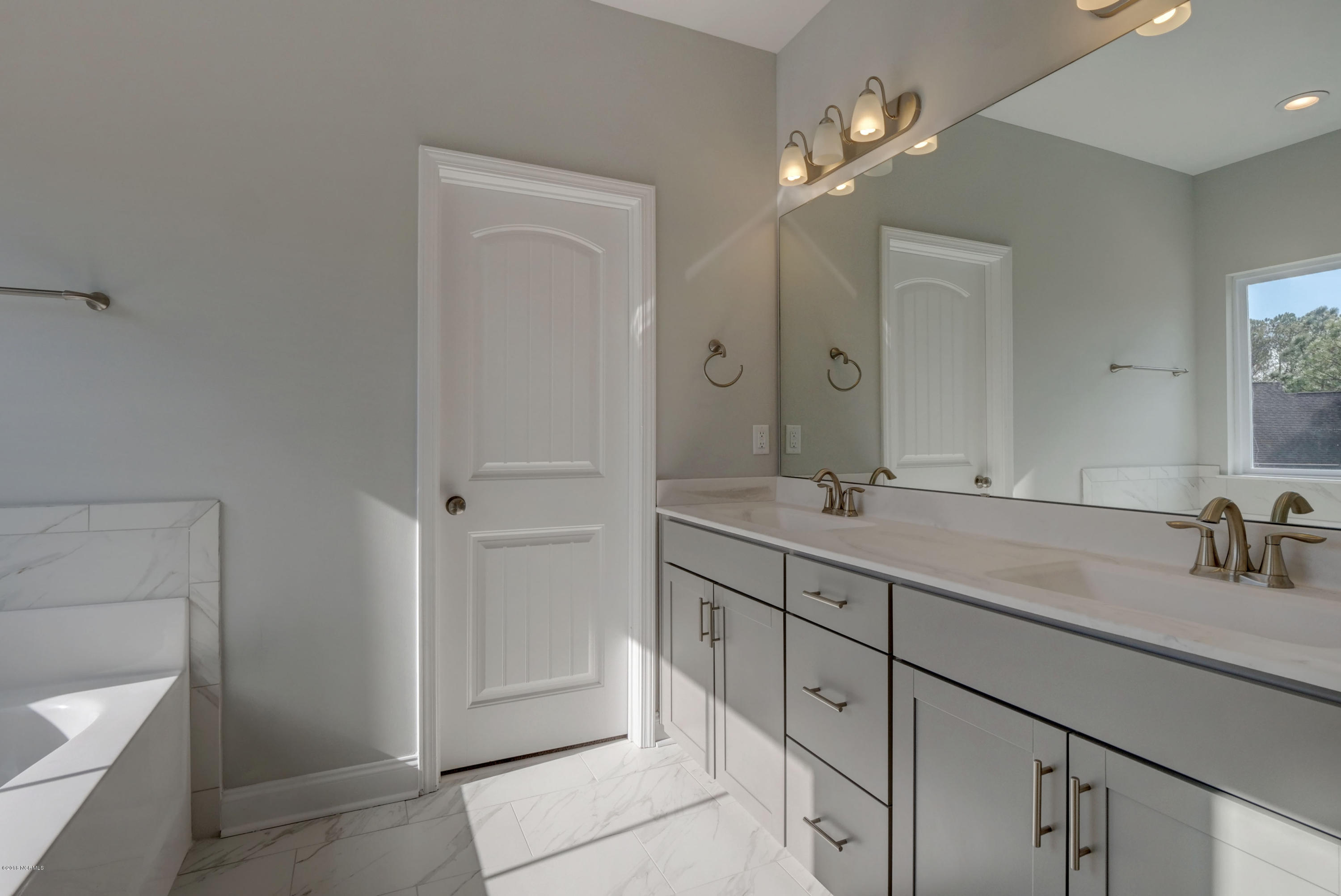 138 Rice Marsh Way Wilmington, NC 28412 - Photo 15 of 26 P2155391_2_3_4_5_6_7
