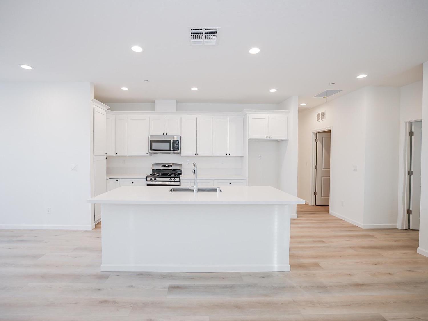 521 Fox Hunt Way Rio Linda, CA 95673 - Photo 15 of 78