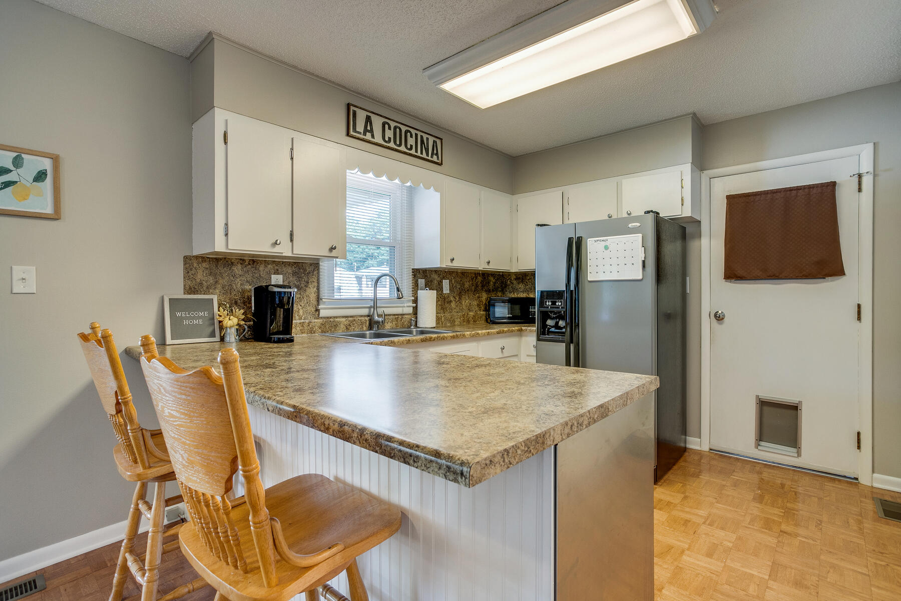 813 9th Street Erwin, TN 37650 - Photo 10 of 31 010