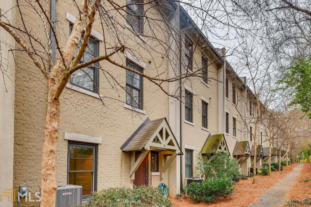 9 Knob Hills Circle Decatur, GA 30030 - Photo 1 of 1