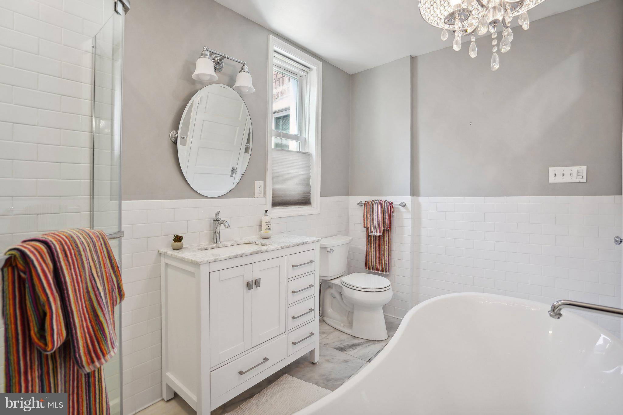 645 5th Street Northeast Washington, DC 20002 - Photo 17 of 33 Full bathroom