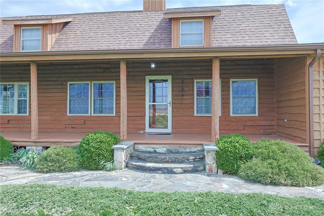 2025 North Forest Hill Road Troy, OH 45373 - Photo 6 of 63