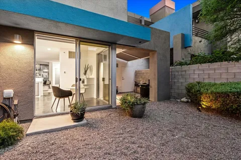 $470,000 | 222 Breeze Loop, Palm Springs, CA 92262