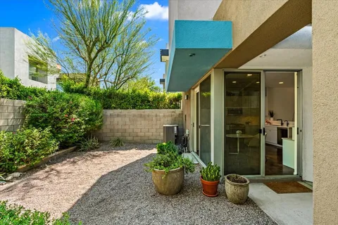 $470,000 | 222 Breeze Loop, Palm Springs, CA 92262