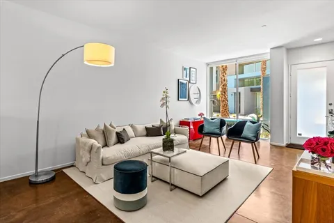 $470,000 | 222 Breeze Loop, Palm Springs, CA 92262