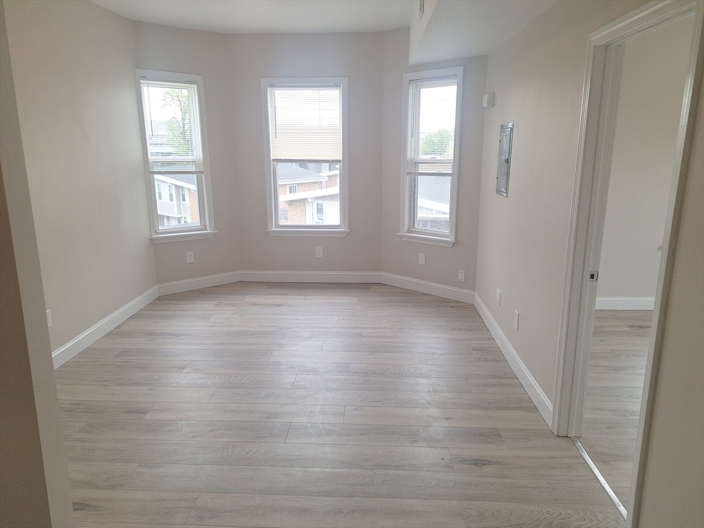 241 Walnut Street, Unit 3 Chelsea, MA 02150 - Photo 3 of 8