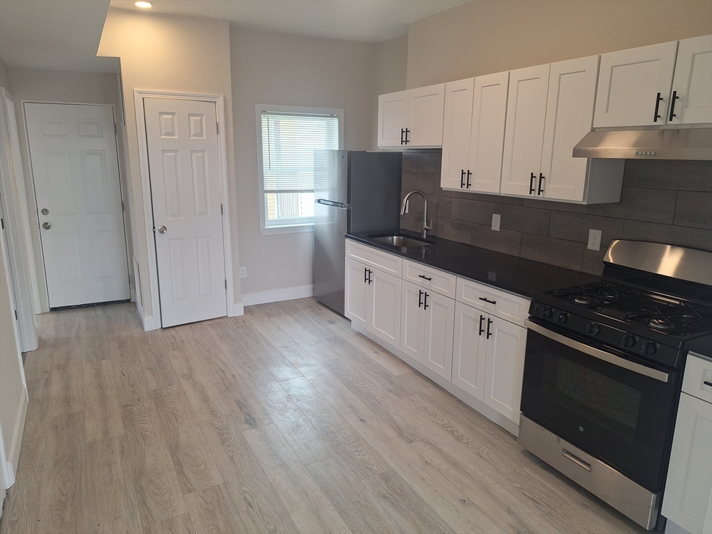 241 Walnut Street, Unit 3 Chelsea, MA 02150 - Photo 7 of 8
