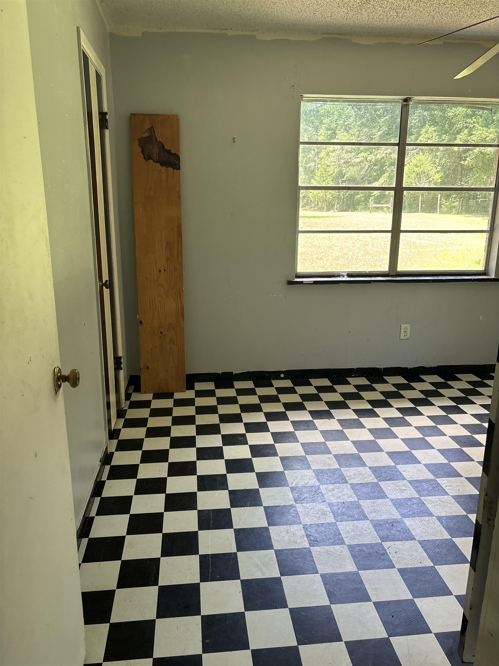 52 County Road 1875 Warren, TX 77664 - Photo 6 of 32