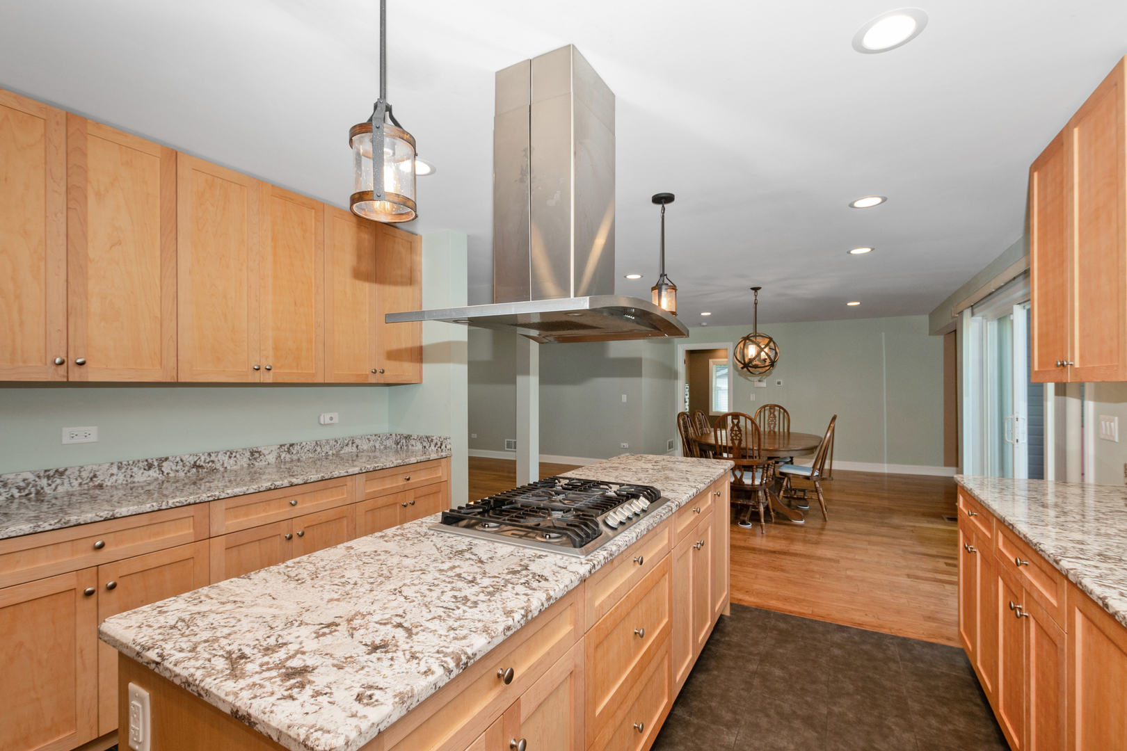 1137 North Cooper Road New Lenox, IL 60451 - Photo 6 of 42 Gallery Image 6