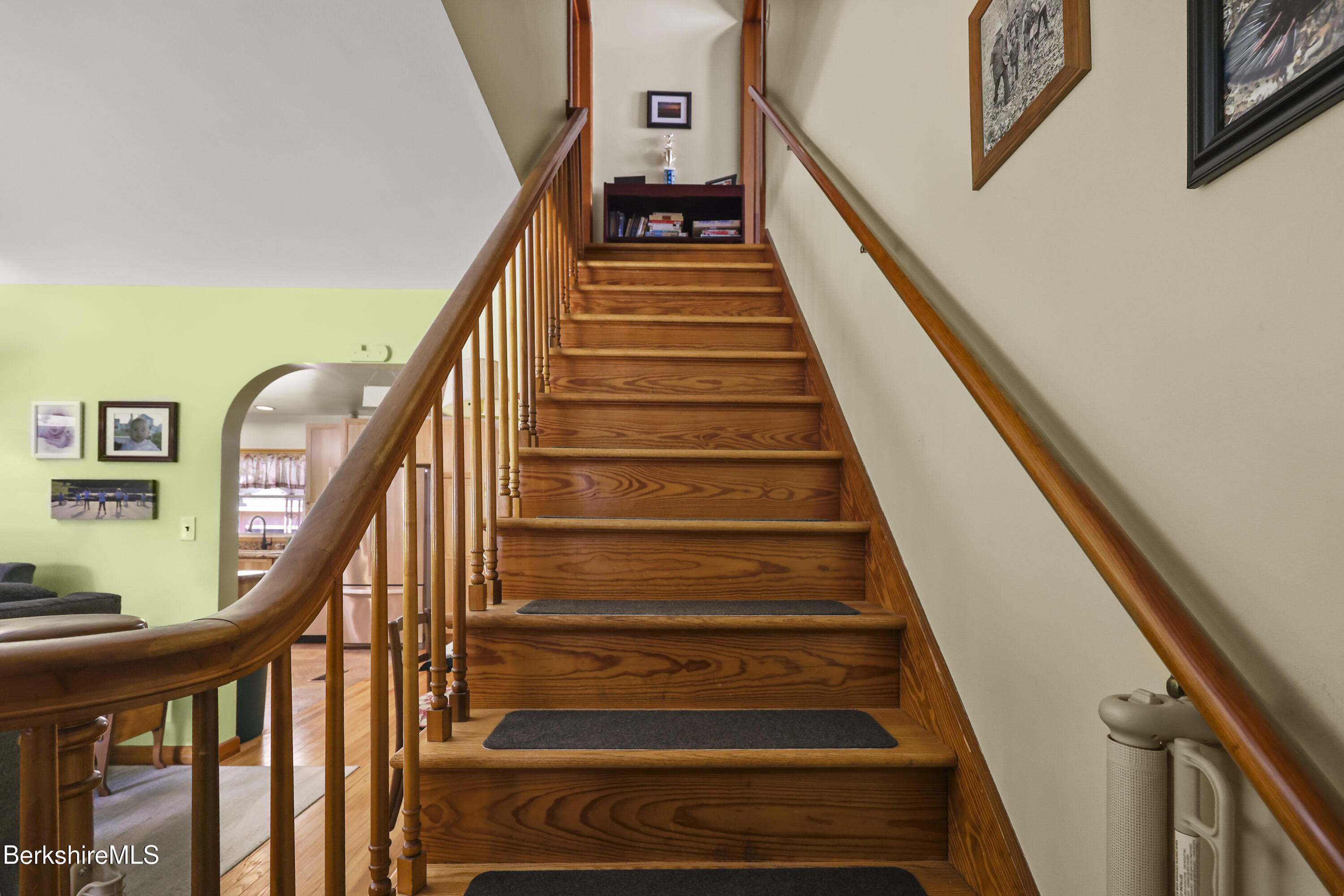13 Simon Avenue Adams, MA 01220 - Photo 19 of 30 122 Stairs