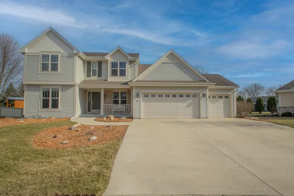 $484,900 | 805 Red Fox Court, Watertown, WI 53094