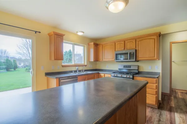 $484,900 | 805 Red Fox Court, Watertown, WI 53094