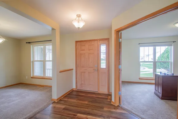 $484,900 | 805 Red Fox Court, Watertown, WI 53094