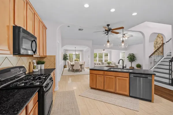 $2,700 | 1403 Lochman Drive, Houston, TX 77073