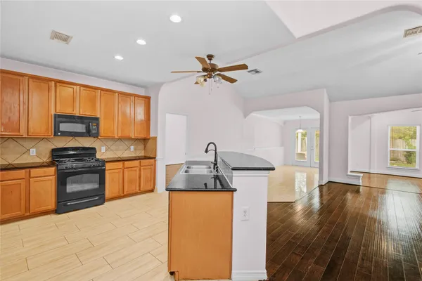 $2,700 | 1403 Lochman Drive, Houston, TX 77073