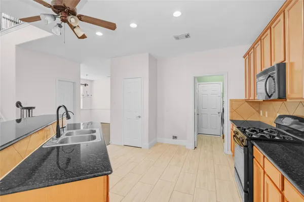 $2,700 | 1403 Lochman Drive, Houston, TX 77073