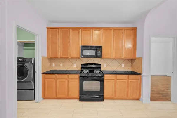 $2,700 | 1403 Lochman Drive, Houston, TX 77073