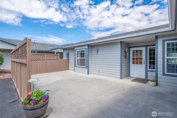 $354,500 | 1000 13th Avenue Southwest, Unit 18, Quincy, WA 98848