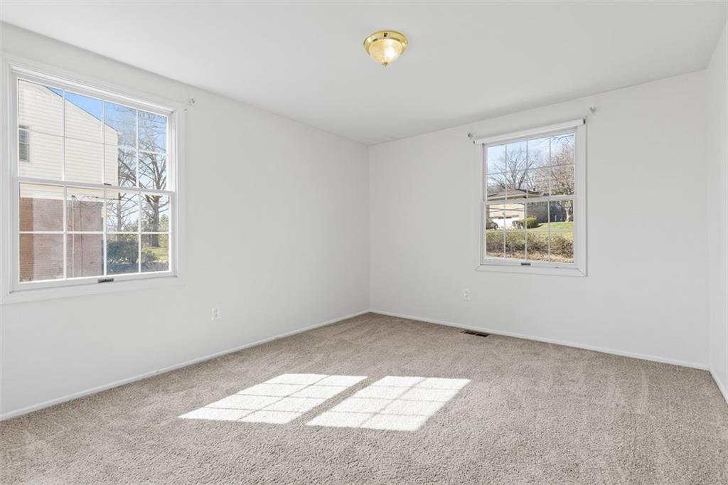 175 Seegar Road Pittsburgh, PA 15241 - Photo 35 of 50 Gallery Image 35