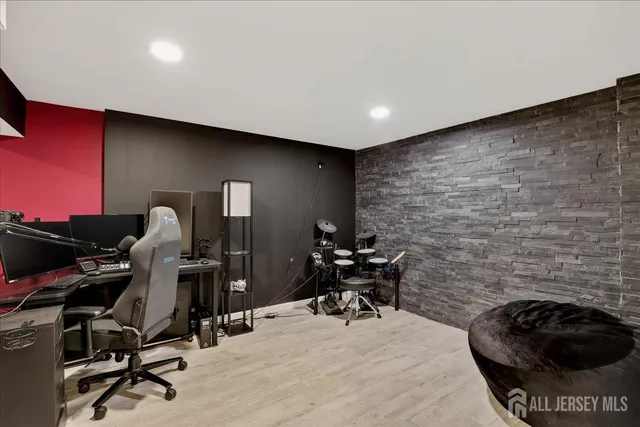 a view of a back yard of the house