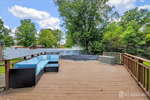 $850,000 | 3 Amanda Court, East Brunswick, NJ 08816