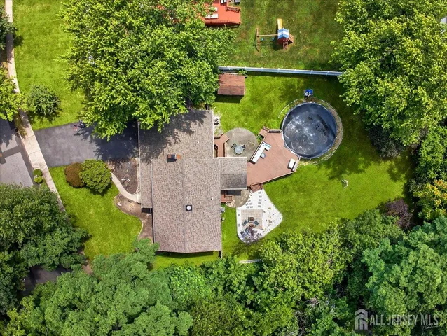 $850,000 | 3 Amanda Court, East Brunswick, NJ 08816