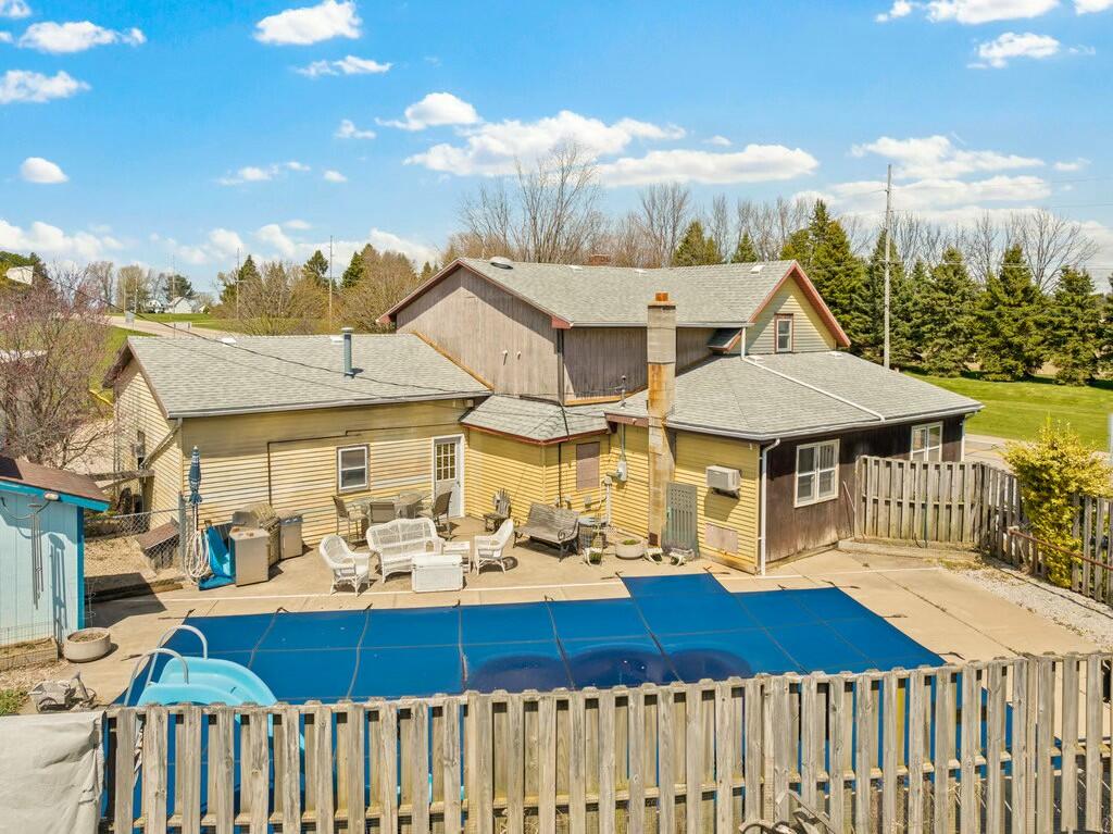 5670 South Niles Road St. Joseph, MI 49085 - Photo 3 of 39 tempImage6Vn7JW
