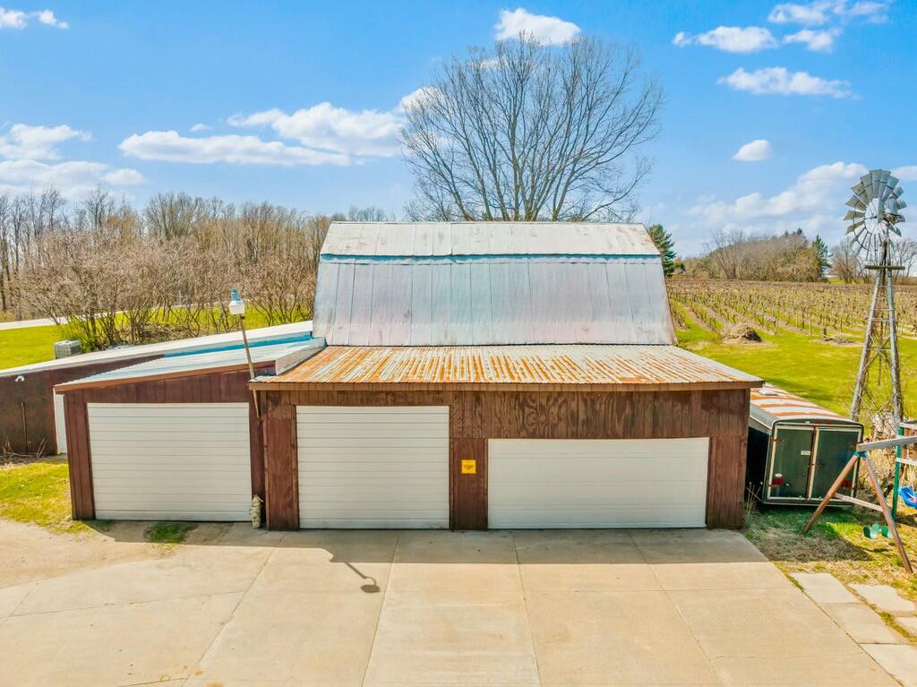 5670 South Niles Road St. Joseph, MI 49085 - Photo 6 of 39 tempImageGe3K8Q