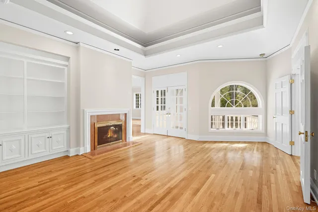 $5,895,000 | 10 Cooper Road, Scarsdale, NY 10583