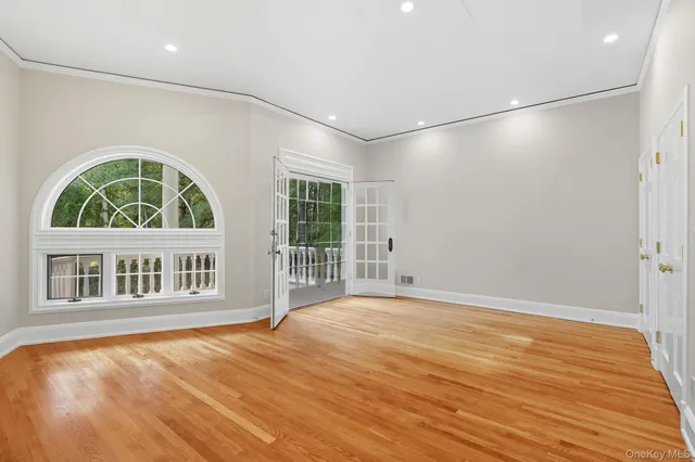 $5,895,000 | 10 Cooper Road, Scarsdale, NY 10583