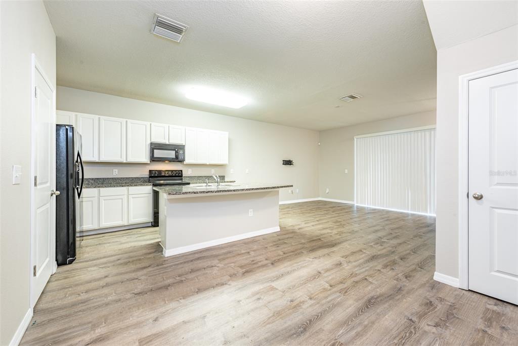 8908 Indigo Trail Loop Riverview, FL 33578 - Photo 3 of 20