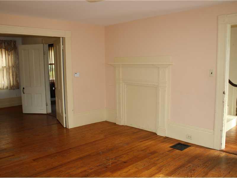 20 Old Orchard Road Buxton, ME 04093 - Photo 12 of 34 Living Room.
