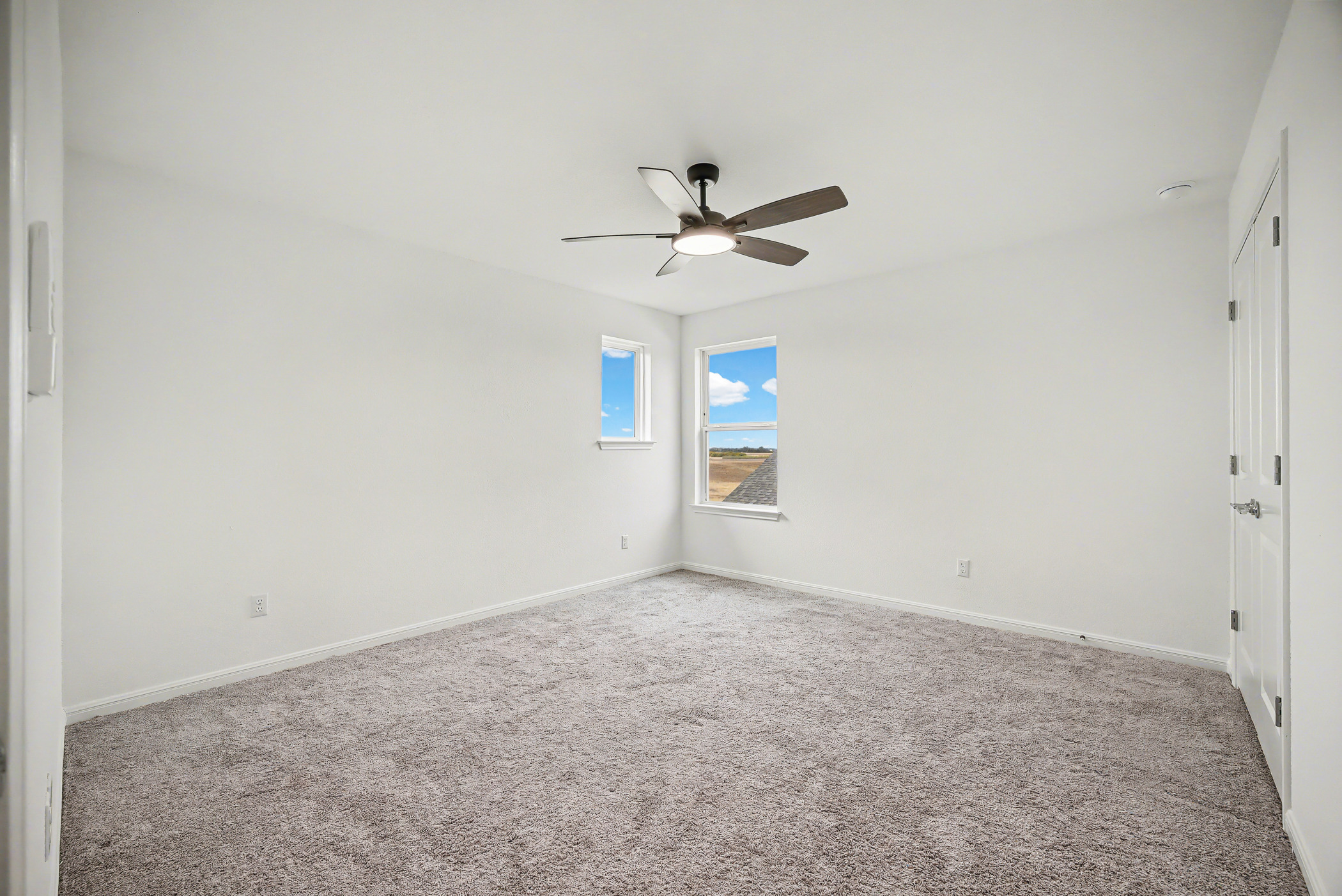 424 Spindrift Lane Leander, TX 78641 - Photo 20 of 26 an empty room