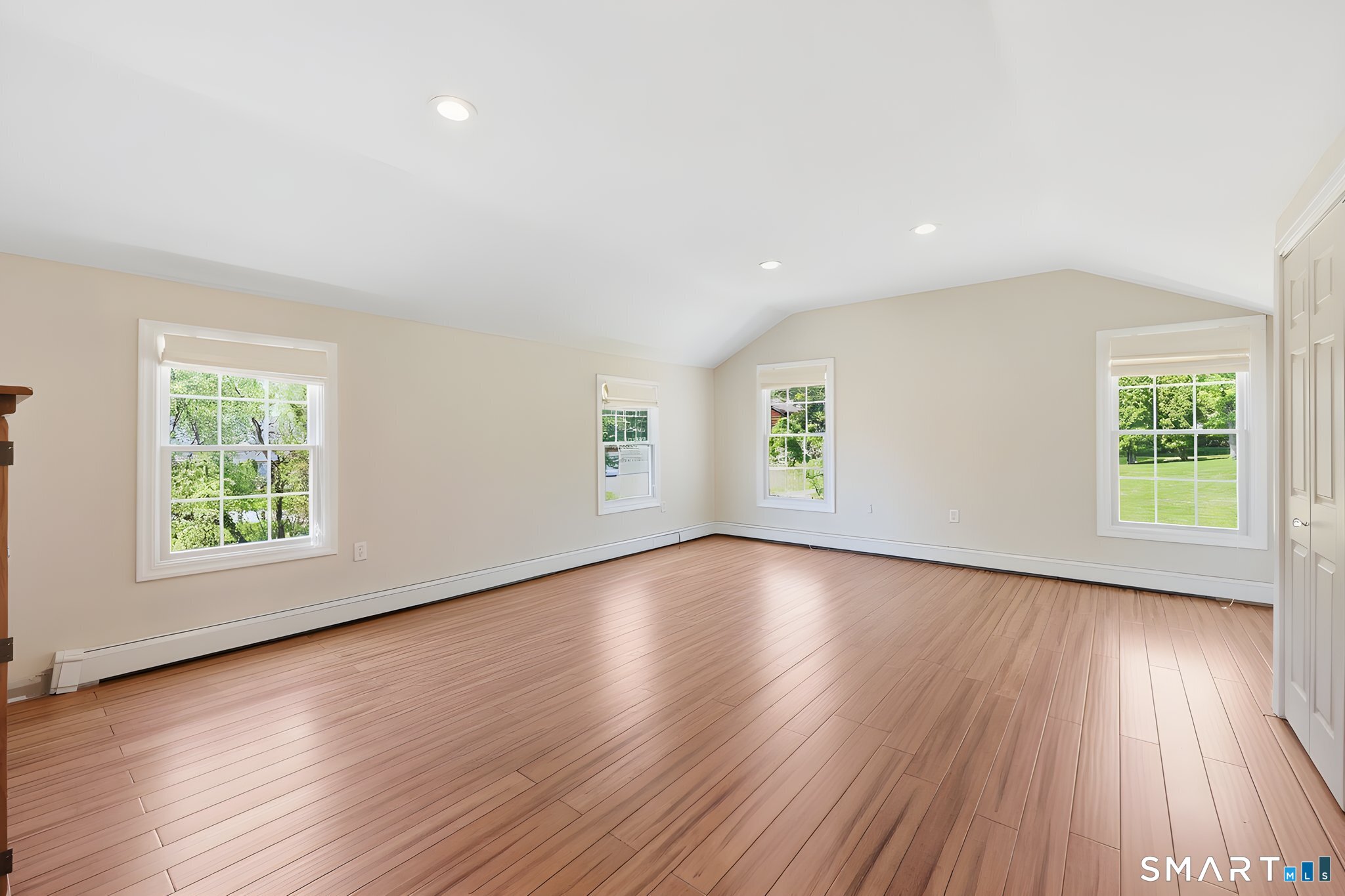 9 Jay Circle Windsor, CT 06095 - Photo 19 of 39
