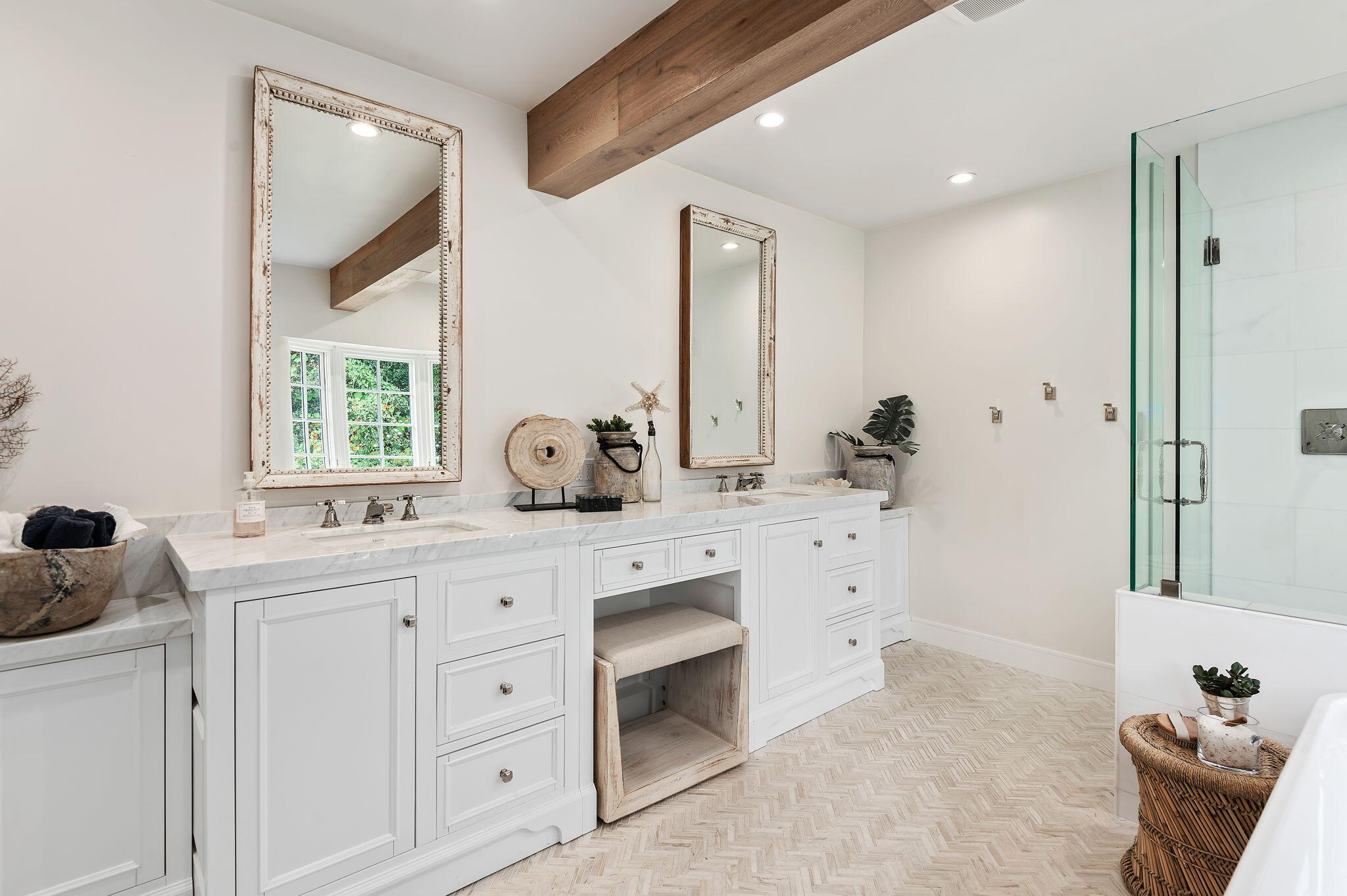 871 Deerpath Road Santa Barbara, CA 93108 - Photo 25 of 52 28-web-or-mls-28 - Primary Bathroom