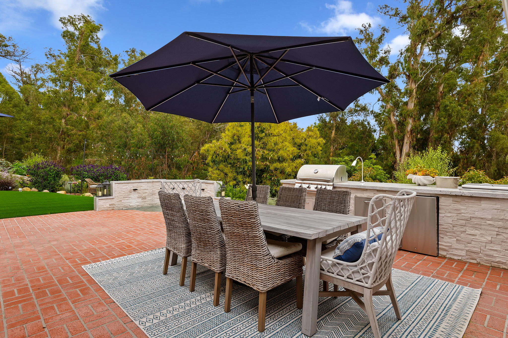 871 Deerpath Road Santa Barbara, CA 93108 - Photo 5 of 52 18-web-or-mls-18 - Back Patio