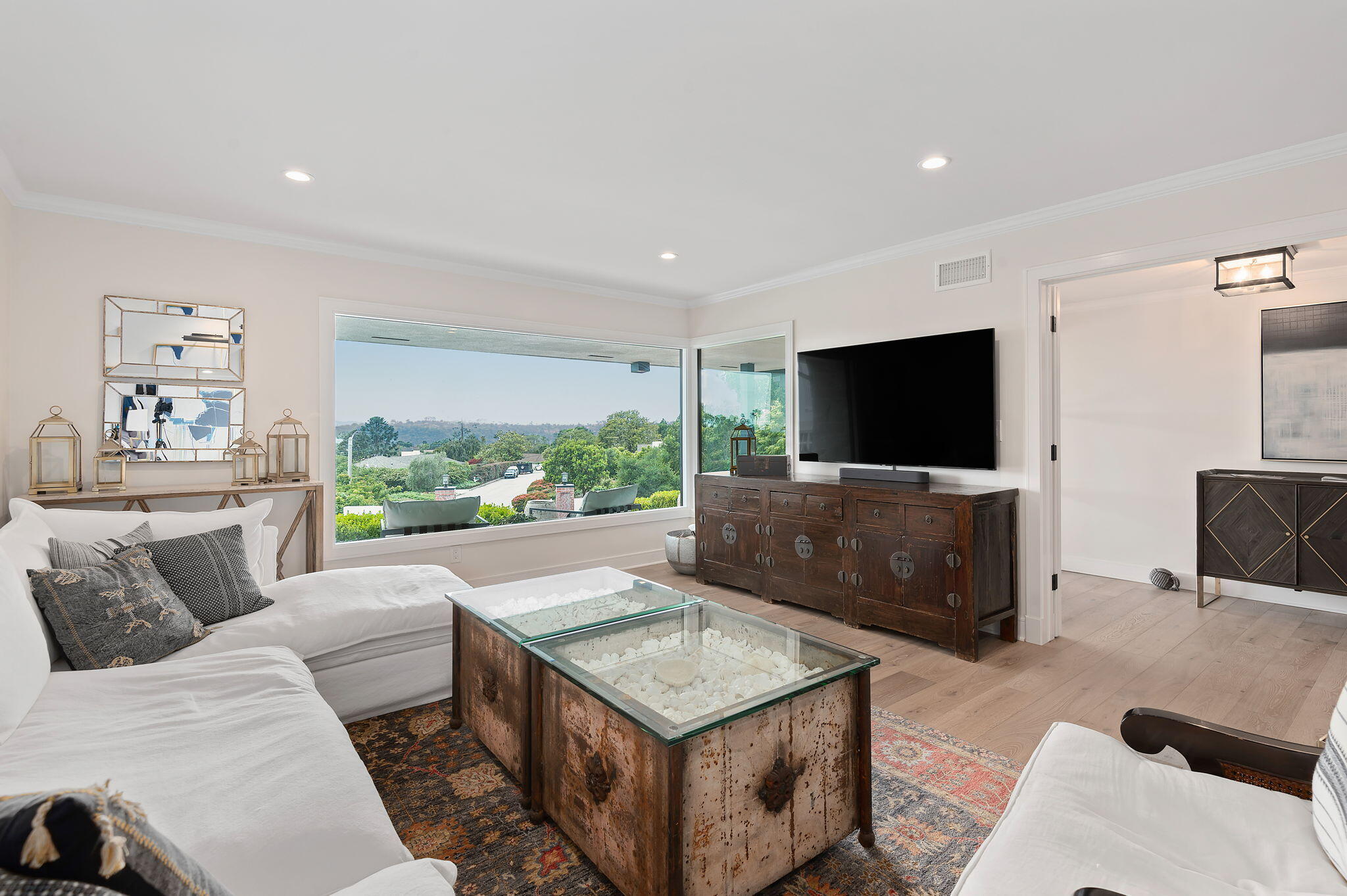 871 Deerpath Road Santa Barbara, CA 93108 - Photo 10 of 52 8-web-or-mls-08 - Living Room