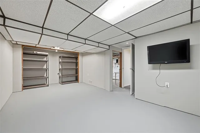 a view of a livingroom with an empty space