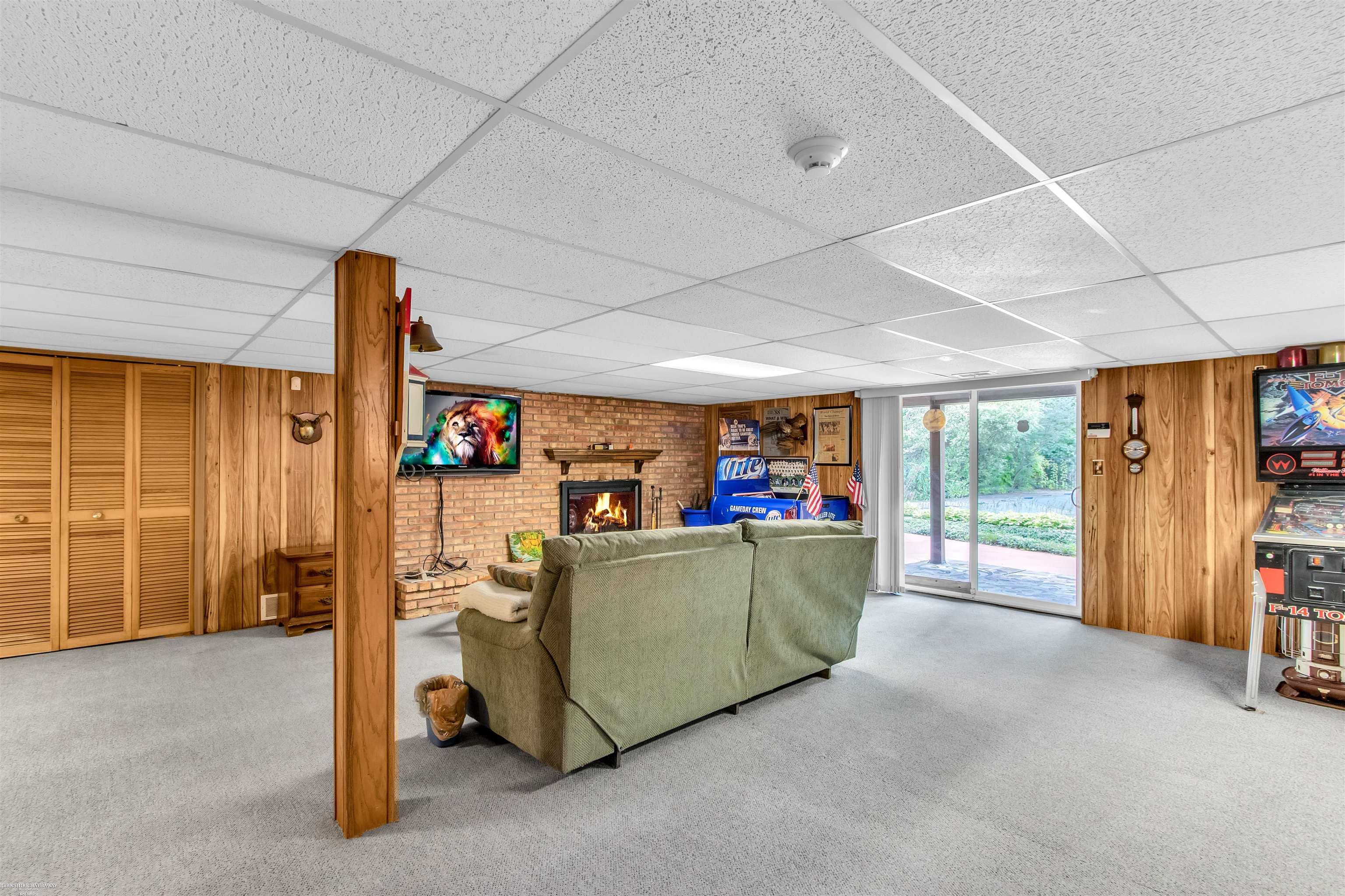 801 Townsend Road Leonard, MI 48367 - Photo 45 of 54