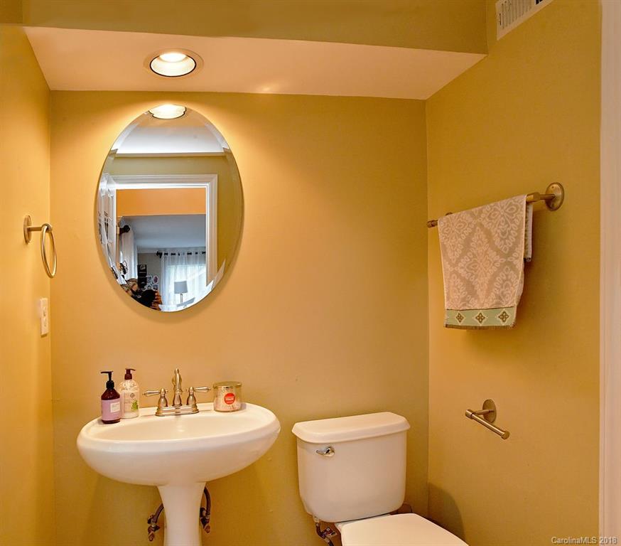 3314 Chistow Road Matthews, NC 28105 - Photo 10 of 19 Gallery Image 10