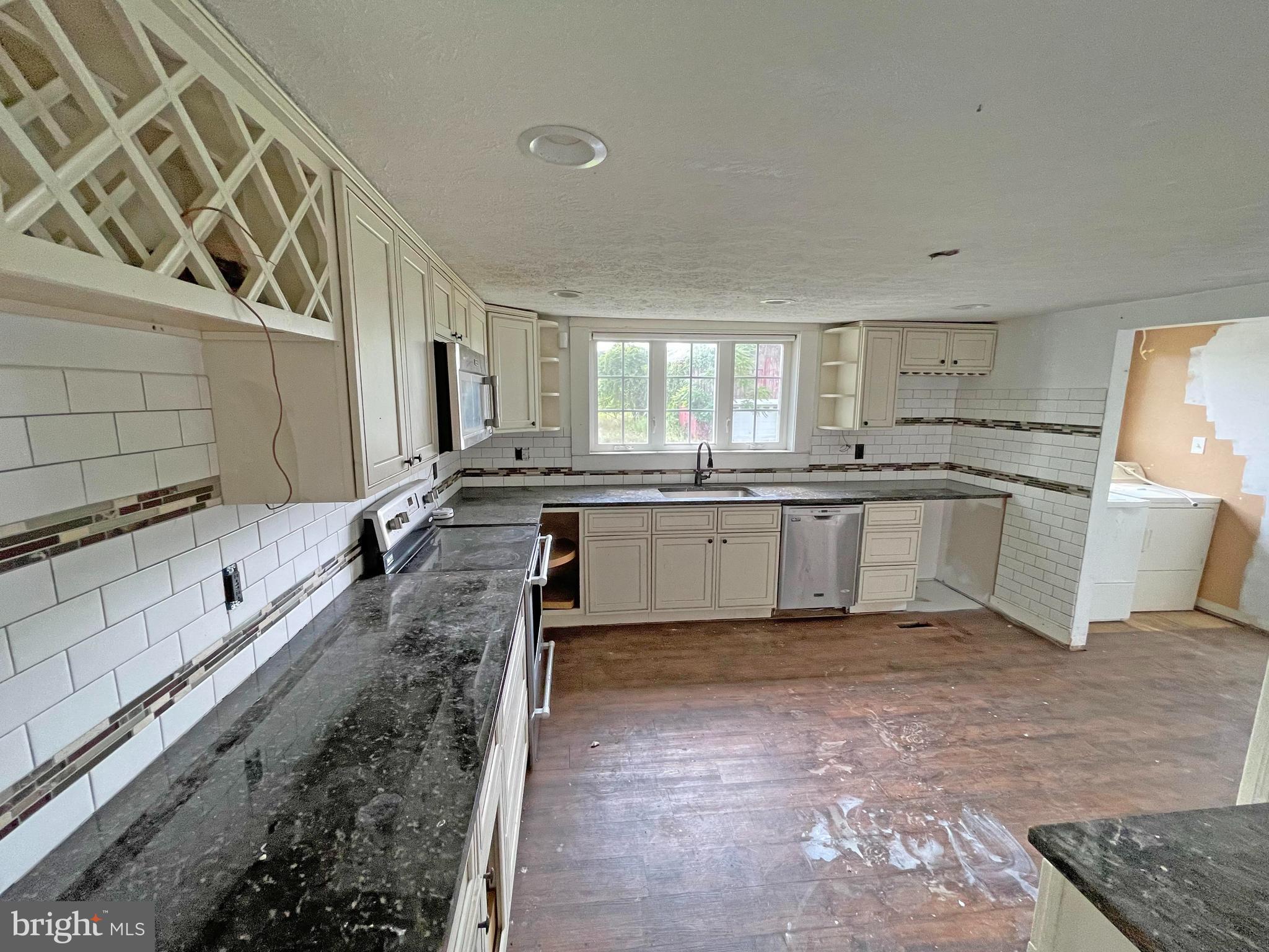 1330 Whiteford Road Street, MD 21154 - Photo 12 of 26 Gallery Image 12